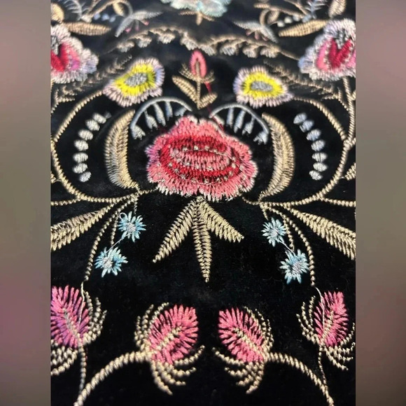 Floral Embroidered Velvet Mini Skirt twee whimsigoth folk grunge bohemian - Picture 6 of 11